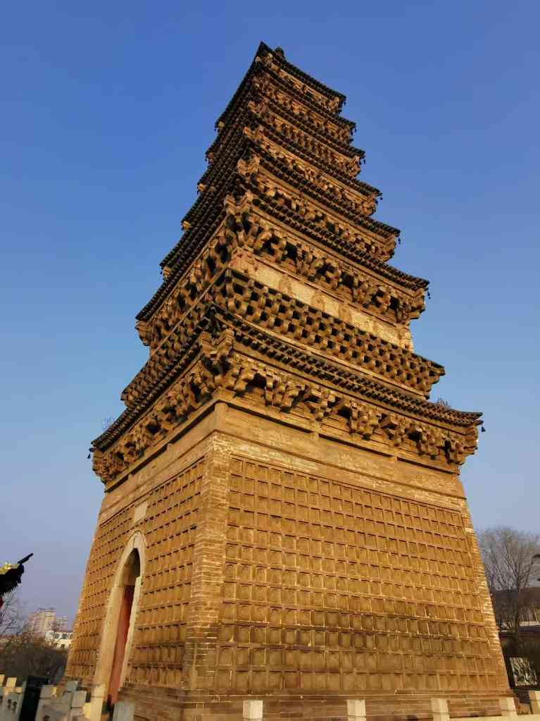 临城宋代砖塔:古韵与时光的对话(图1) 临城宋代砖塔:古韵与时光的对话(图1)