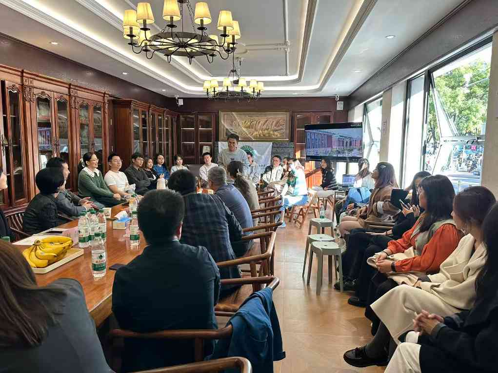 旅行文化社区图书馆打造文旅融合新空间(图2) 旅行文化社区图书馆打造文旅融合新空间(图2)