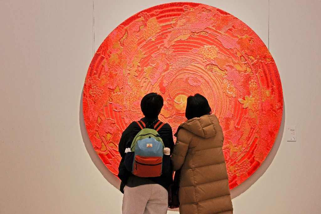 绘画材料与语言探索展亮相，引领艺术新视角(图1)