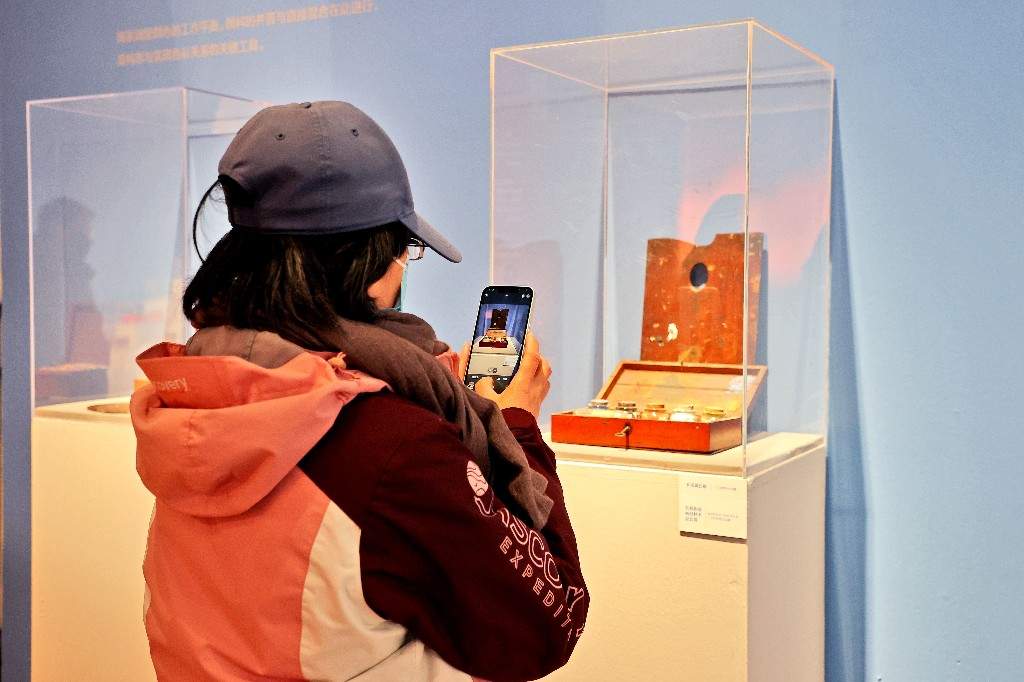 绘画材料与语言探索展亮相，引领艺术新视角(图7)