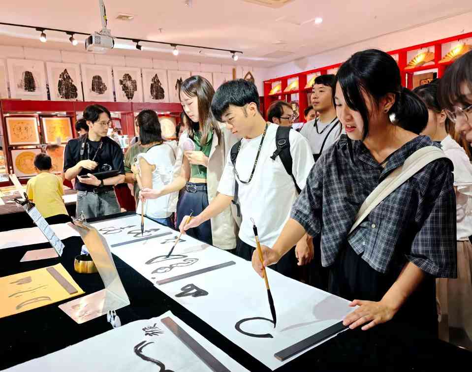 星城长沙 全球引客(图2) 星城长沙 全球引客(图2)