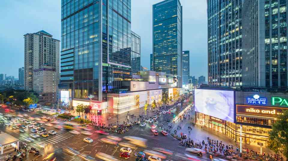 六部门：到2027年形成3个万亿级消费领域和10个千亿级消费热点 - 耀途希冀旅游网