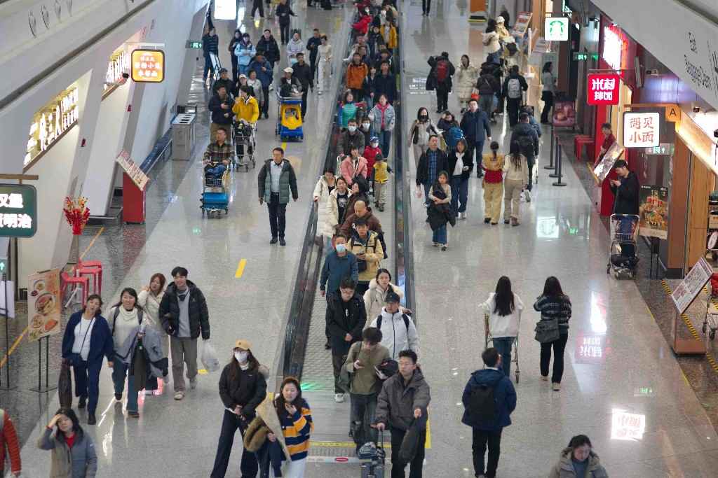 北京大兴机场2026年春运预计迎送旅客637.39万人次(图1) 北京大兴机场2026年春运预计迎送旅客637.39万人次(图1)