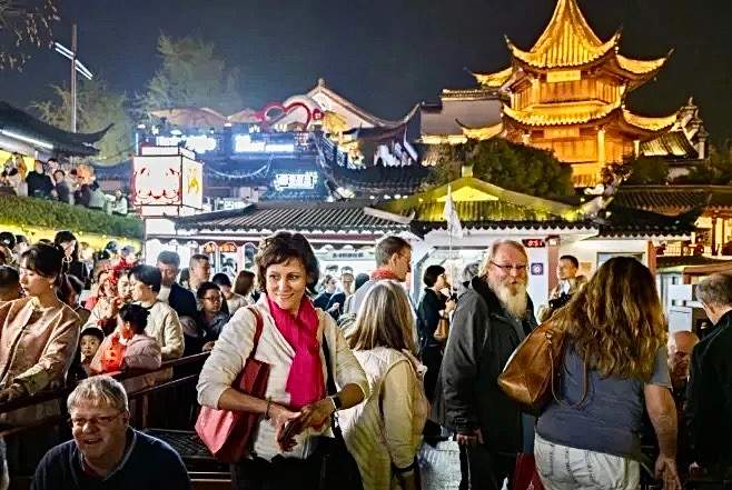 中国入境游持续升温 免签购物激活消费新动能 - 耀途希冀旅游网