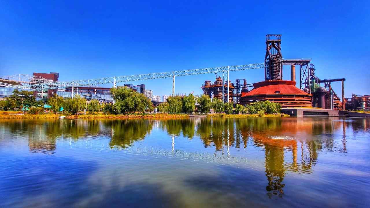 北京工业旅游新体验:硬核与柔美交融(图1) 北京工业旅游新体验:硬核与柔美交融(图1)