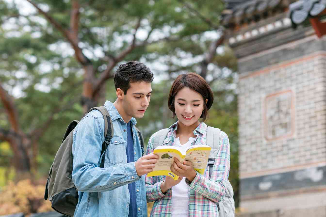 小语种导游市场需求激增 资深导游分享职业发展建议 - 耀途希冀旅游网