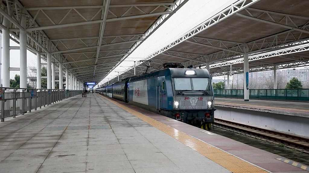 银发族春季旅游热情高涨 积分优惠提升出行便利 - 耀途希冀旅游网